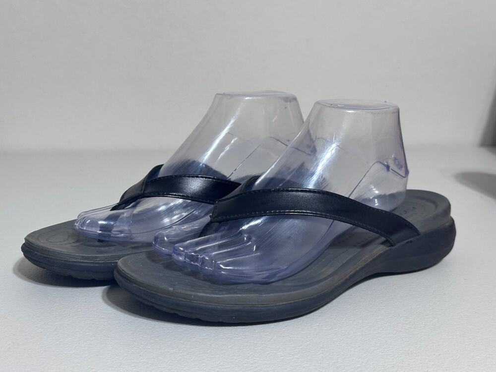 Crocs Capri Womens Size 9 Black Flip Flop Sandals Slip Resistant
